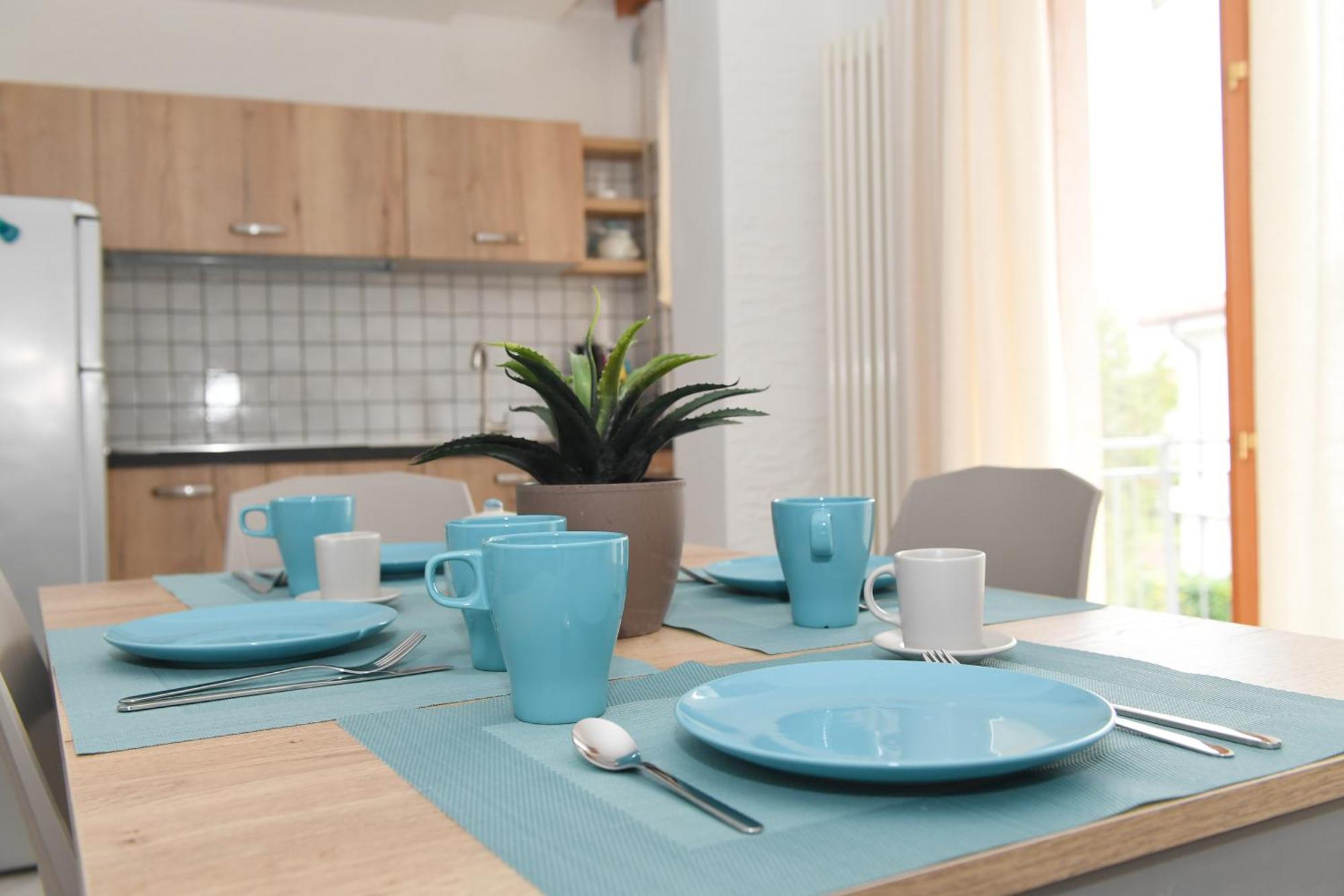 Blue Apartment - A Due Passi Dal Lago, Parcheggio Privato Lazise Eksteriør billede