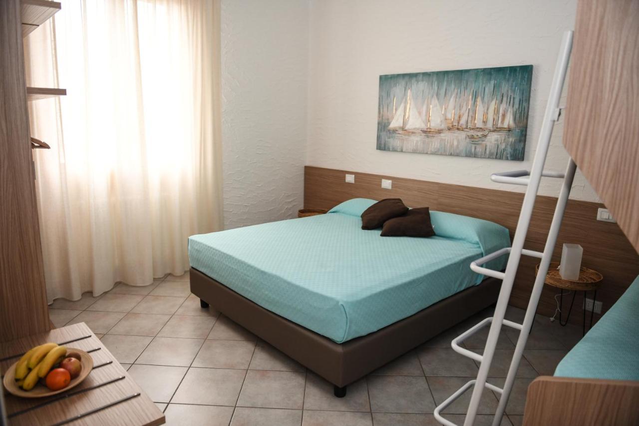 Blue Apartment - A Due Passi Dal Lago, Parcheggio Privato Lazise Eksteriør billede
