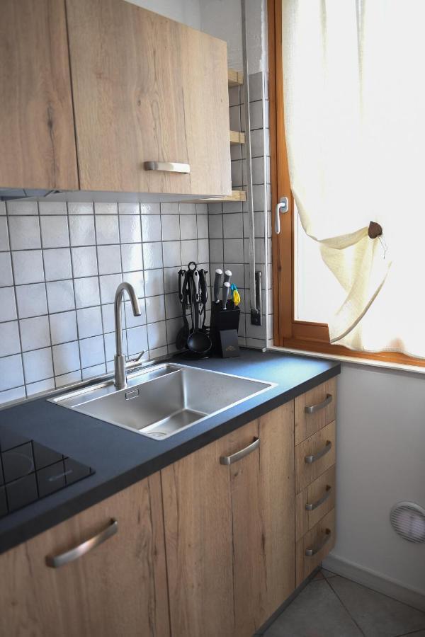 Blue Apartment - A Due Passi Dal Lago, Parcheggio Privato Lazise Eksteriør billede