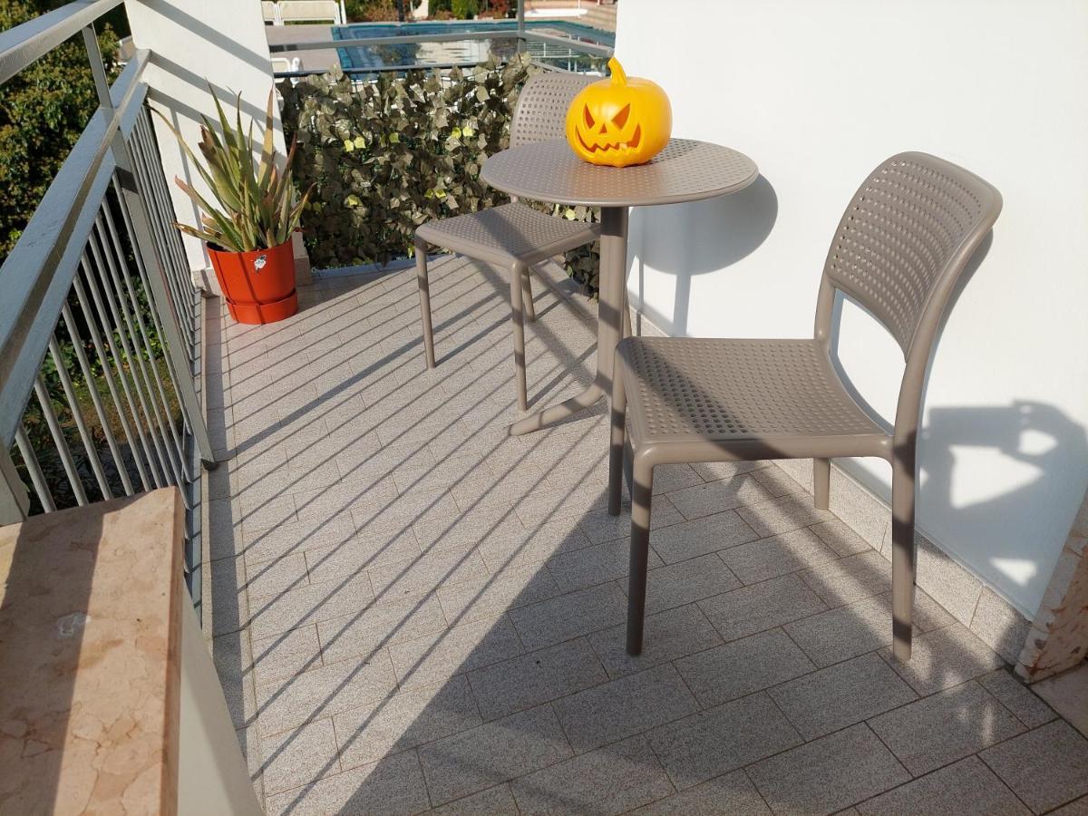 Blue Apartment - A Due Passi Dal Lago, Parcheggio Privato Lazise Eksteriør billede