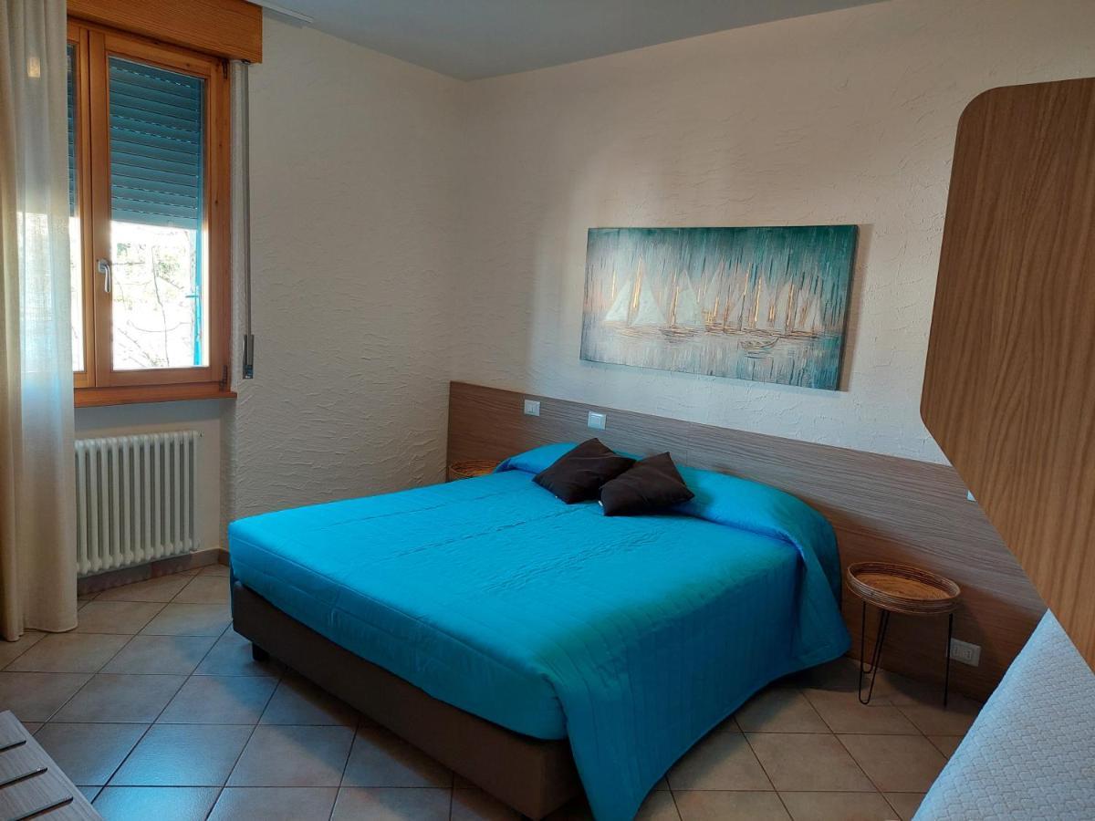 Blue Apartment - A Due Passi Dal Lago, Parcheggio Privato Lazise Eksteriør billede